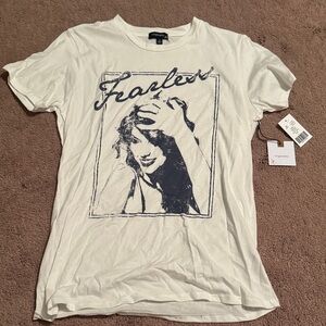 Dry Goods White Short-Sleeve 'Fearless' Taylor Swift Graphic Tee with Navy Print